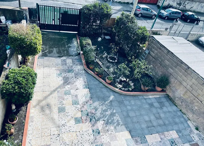 Vedi Napoli E Vivi *